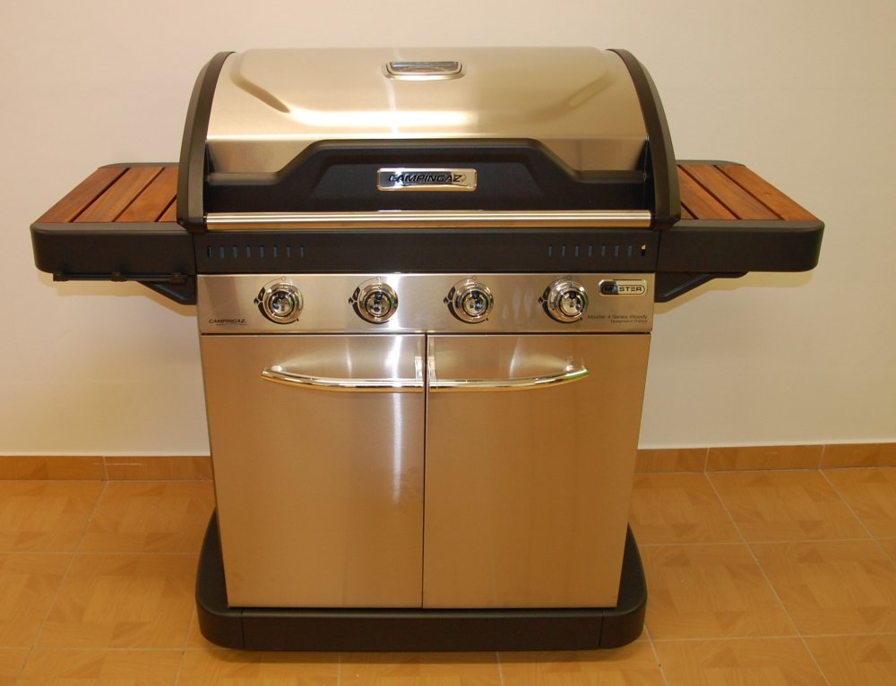 Recenze plynového grilu Campingaz Master 4 Series Woody
