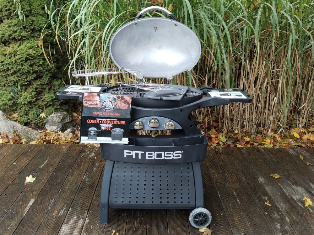 Recenze plynového grilu Pit Boss Sportsman – akční set